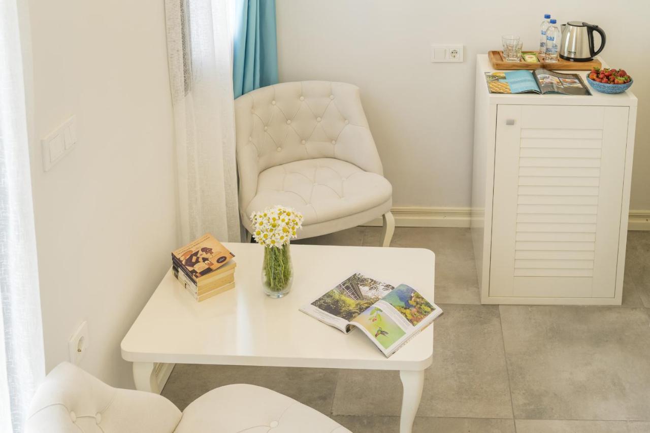 Monastery Suites Hotel (Adults Only) 올루데니스 외부 사진