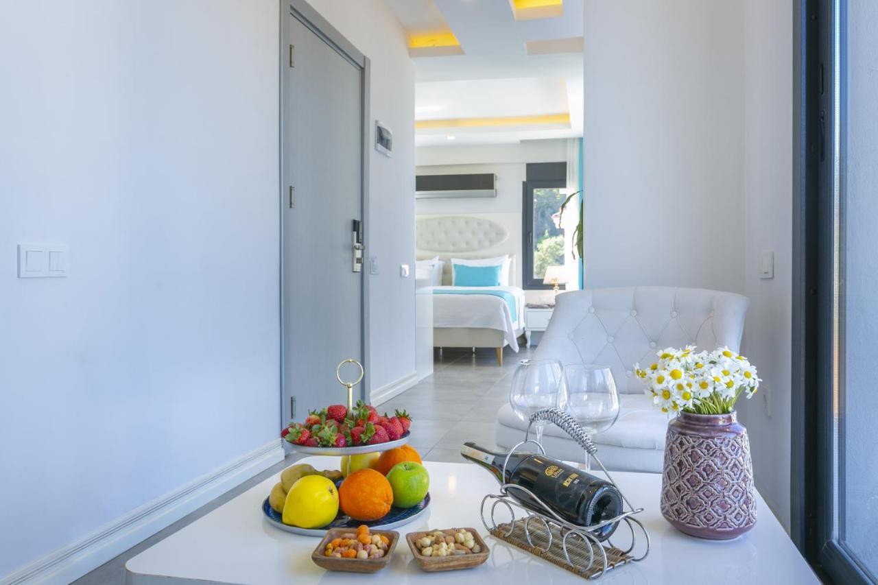 Monastery Suites Hotel (Adults Only) 올루데니스 외부 사진